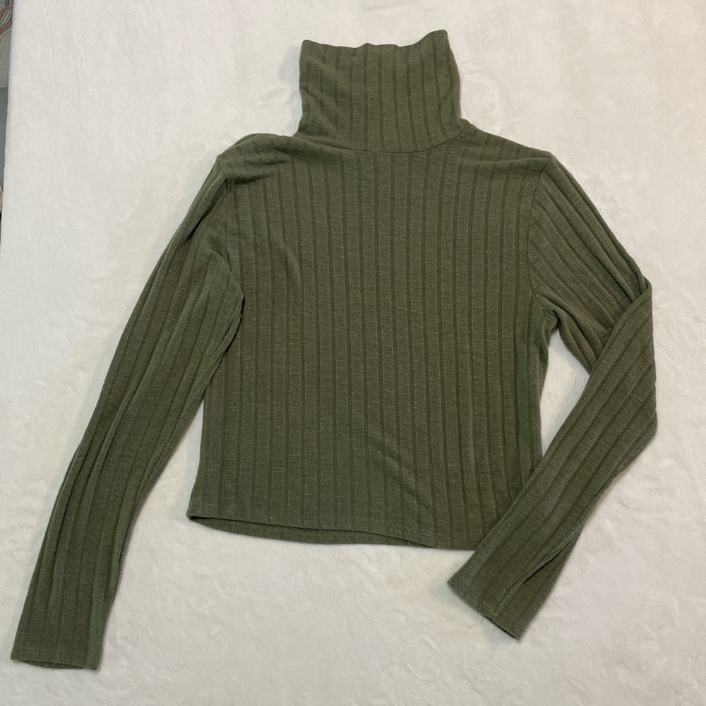 Planet Gold Olive Green Turtleneck Sweater